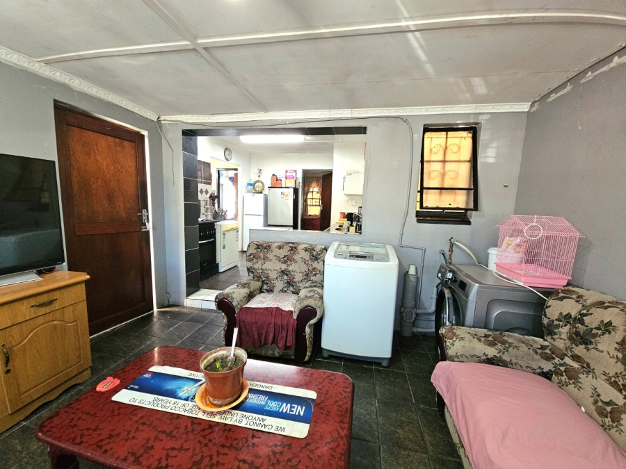 4 Bedroom Property for Sale in Beacon Valley Western Cape